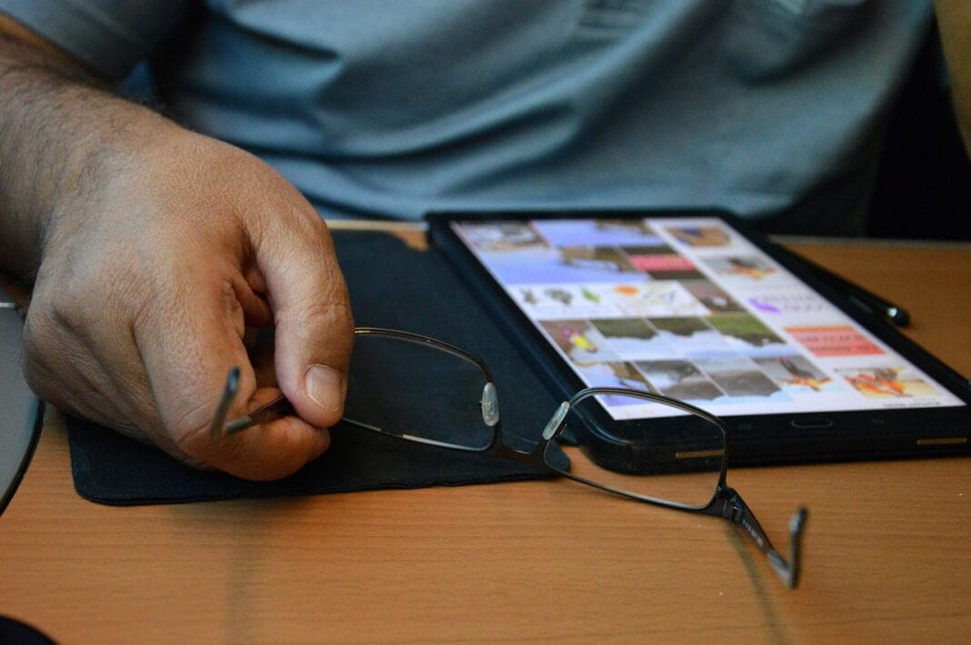 g5975b5e3344bdcb61493c2a0338fee28ee46200e3bd42522093adc5f2de7d3baee51efeb4dbe9b91cd24b4e09c5a618a27d8776302721a01486d9ea0cb76cc17_1280